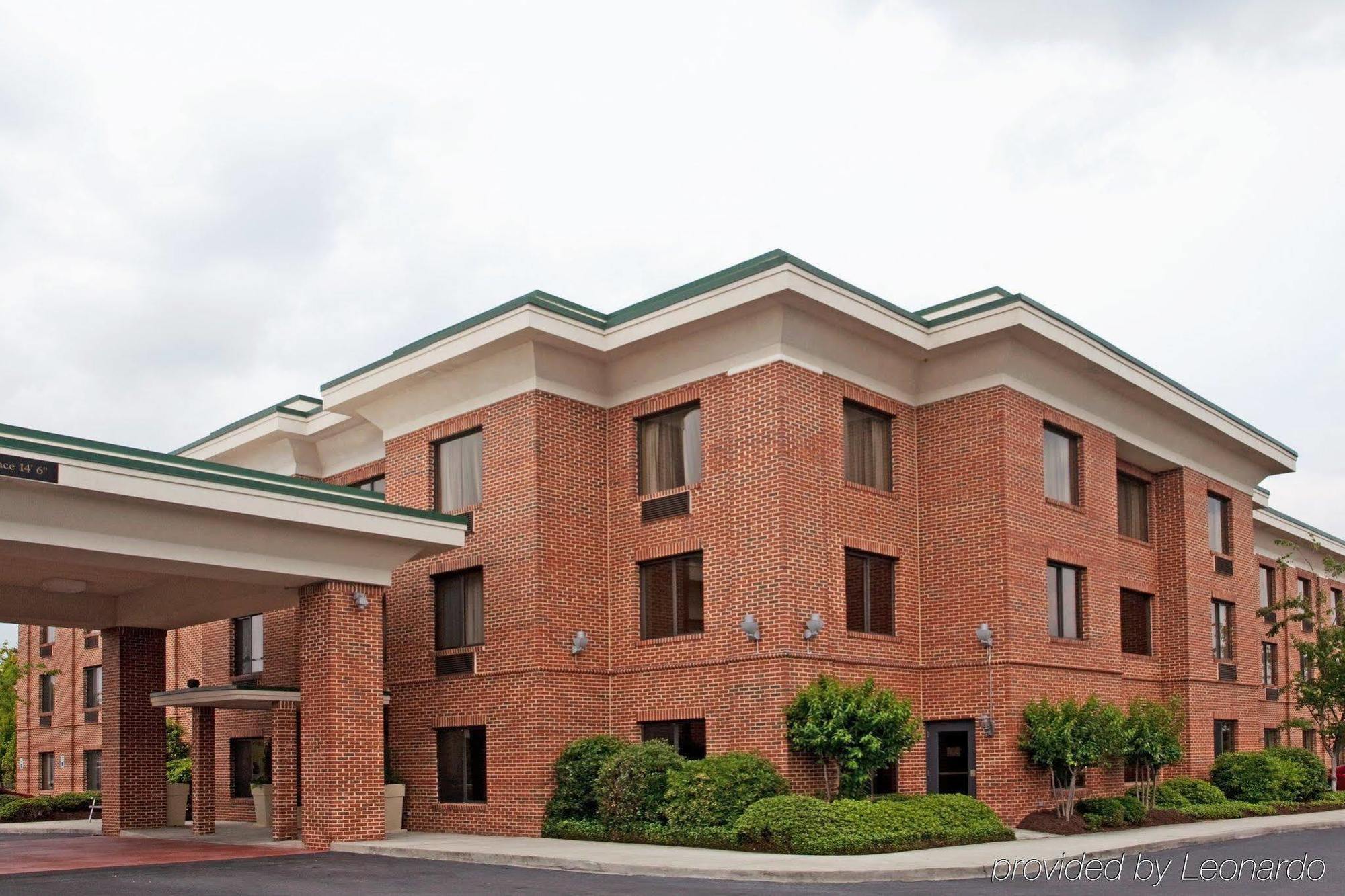 Holiday Inn Express Hotel & Suites Columbia-I-20 At Clemson Road By Ihg Exterior photo